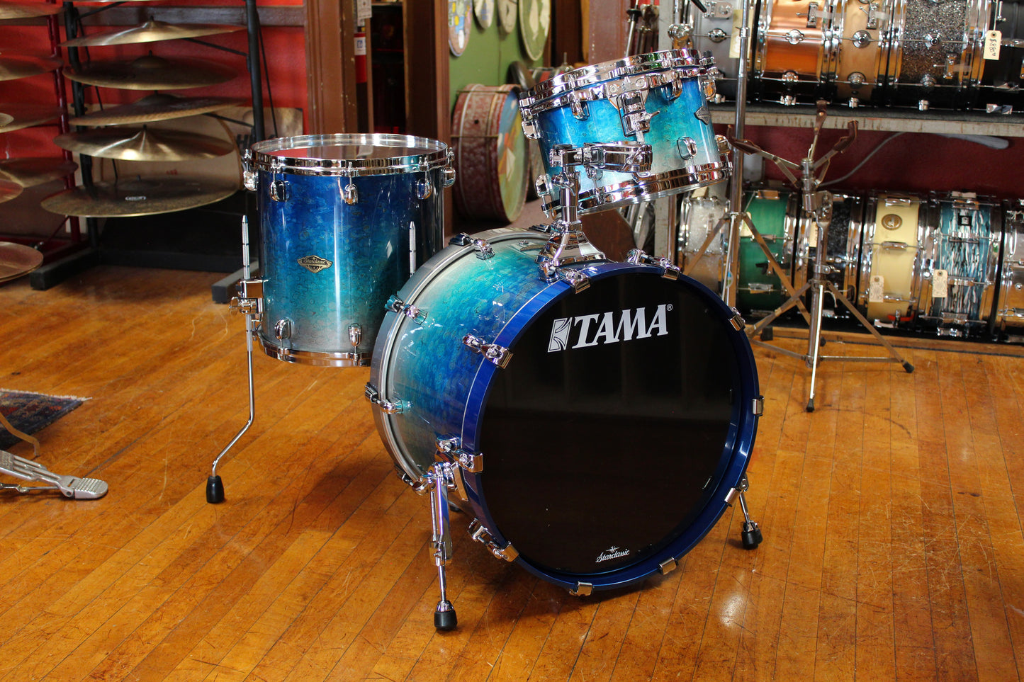 Tama Starclassic Walnut Birch Outfit in Molten Blue Ice Fade 14x20 8x12 14x14