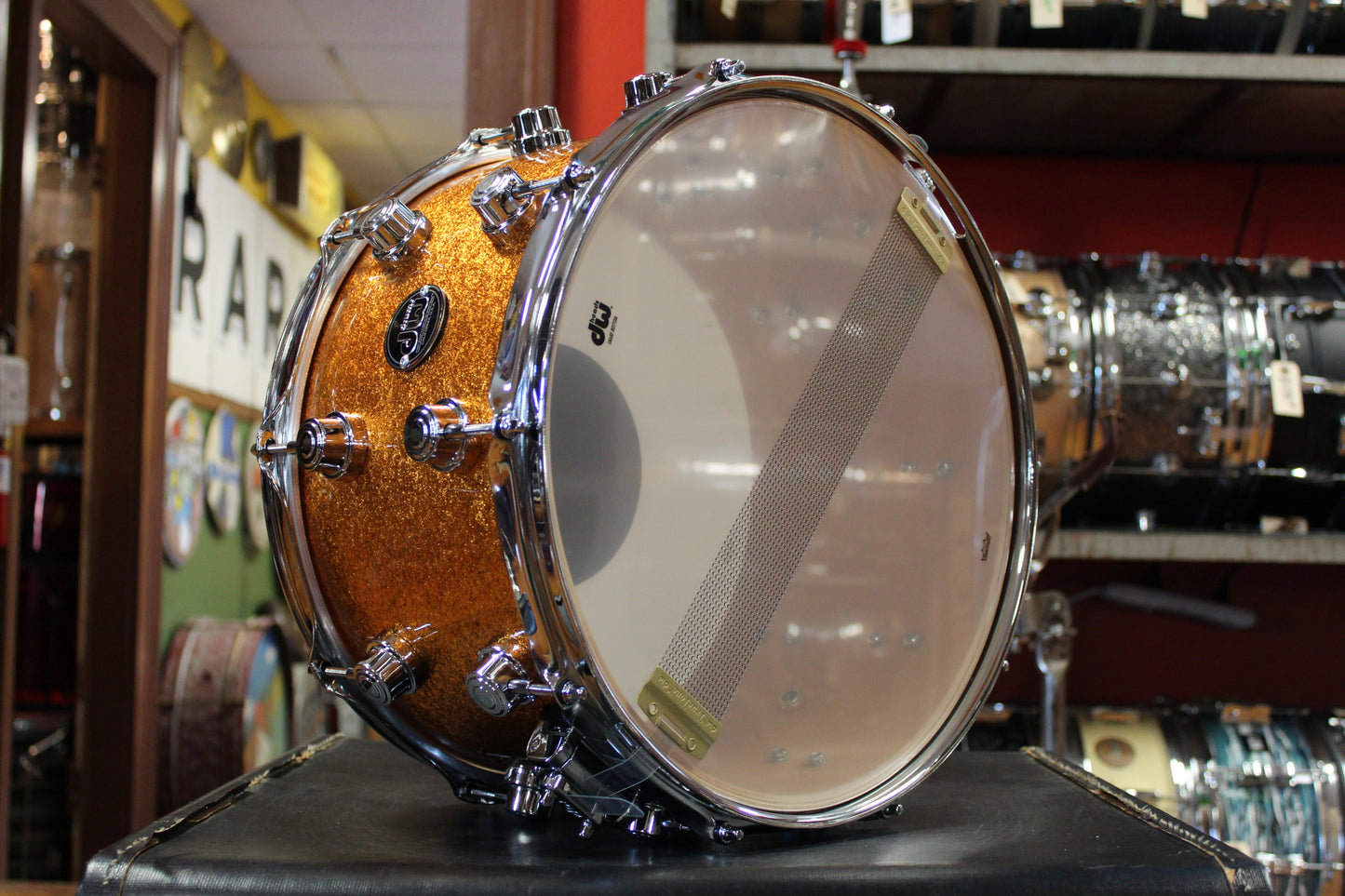 DW Performance Series 8"x14" Snare Drum in Gold Sparkle