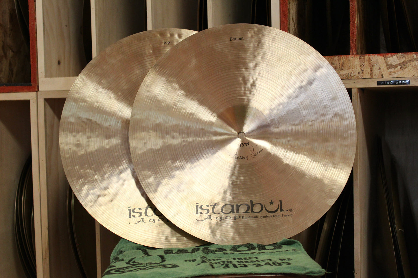 Istanbul Agop 17" Traditional Dark Hi-Hats 1188/1394g