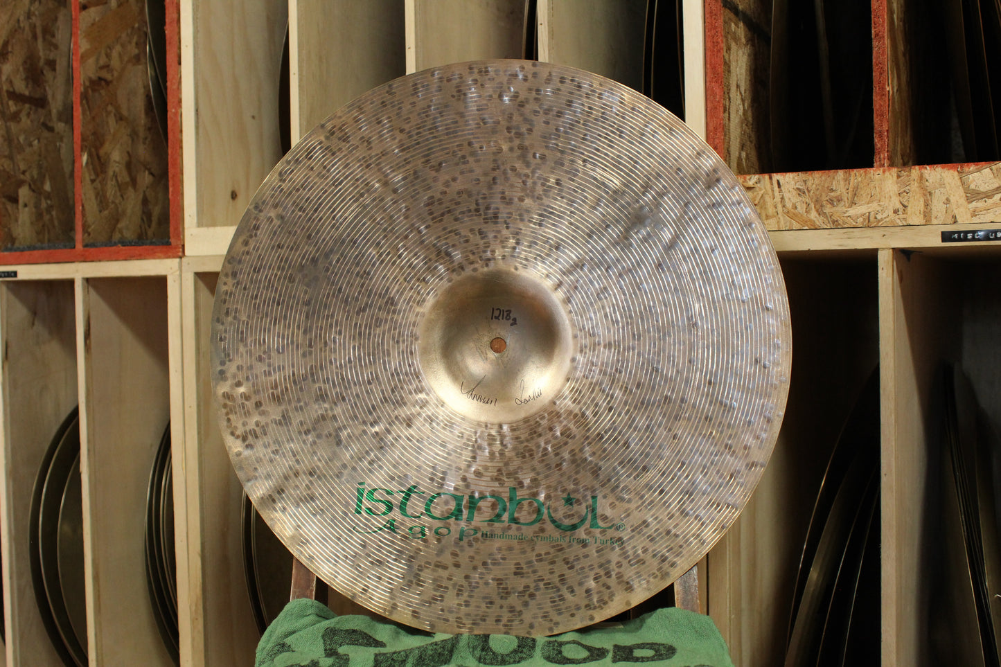 Istanbul Agop 18" Agop Signature Crash 1218g