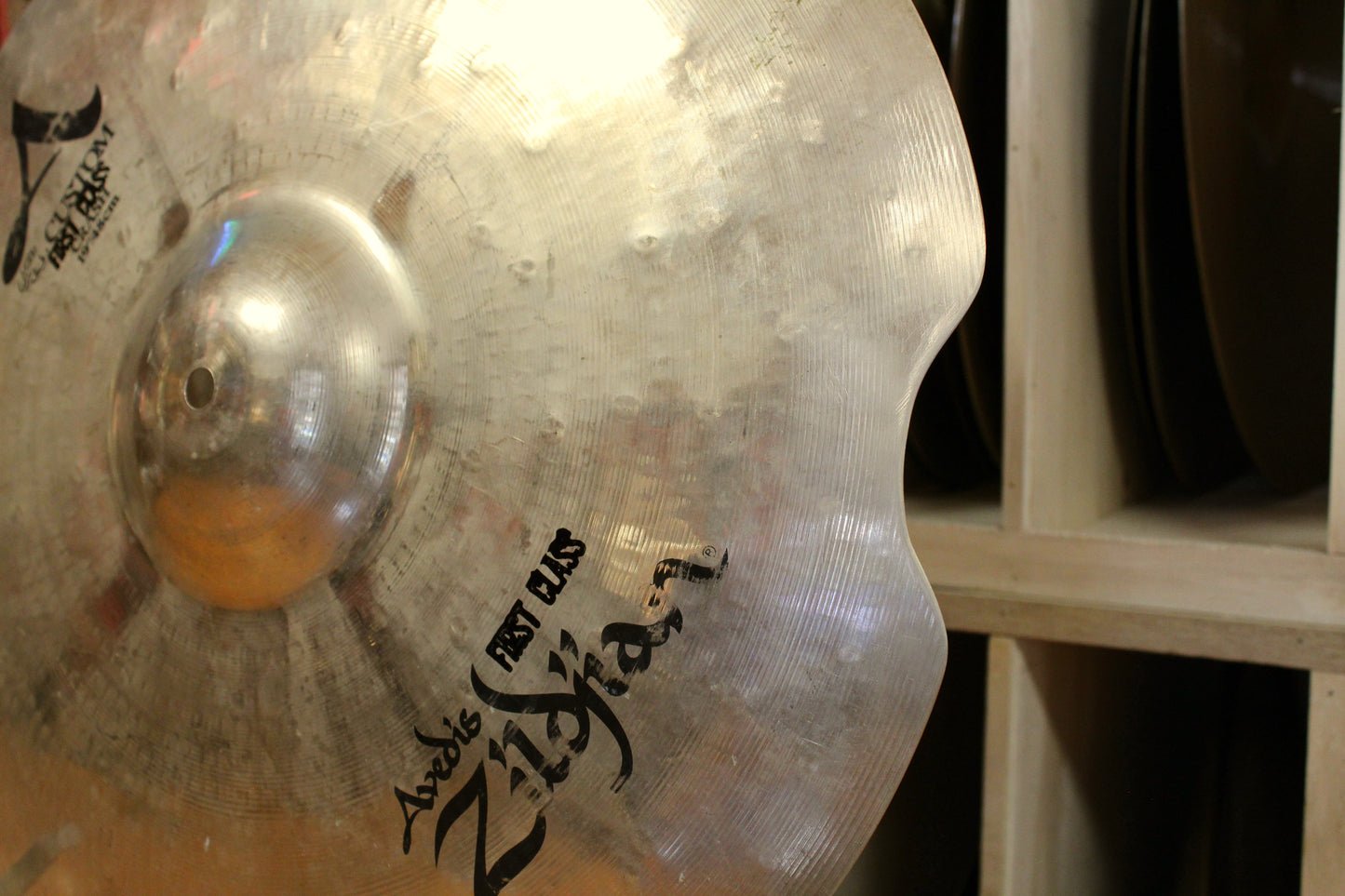 Zildjian 19" A Custom Crash 1561g - First Class Mod.