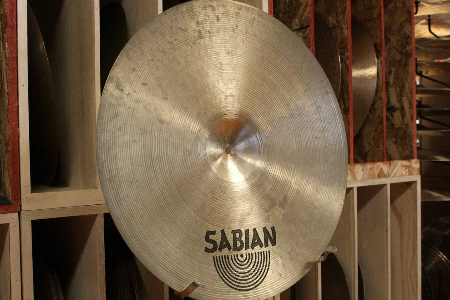 Sabian 20" HH Hand Hammered Medium Ride 2530g - Used