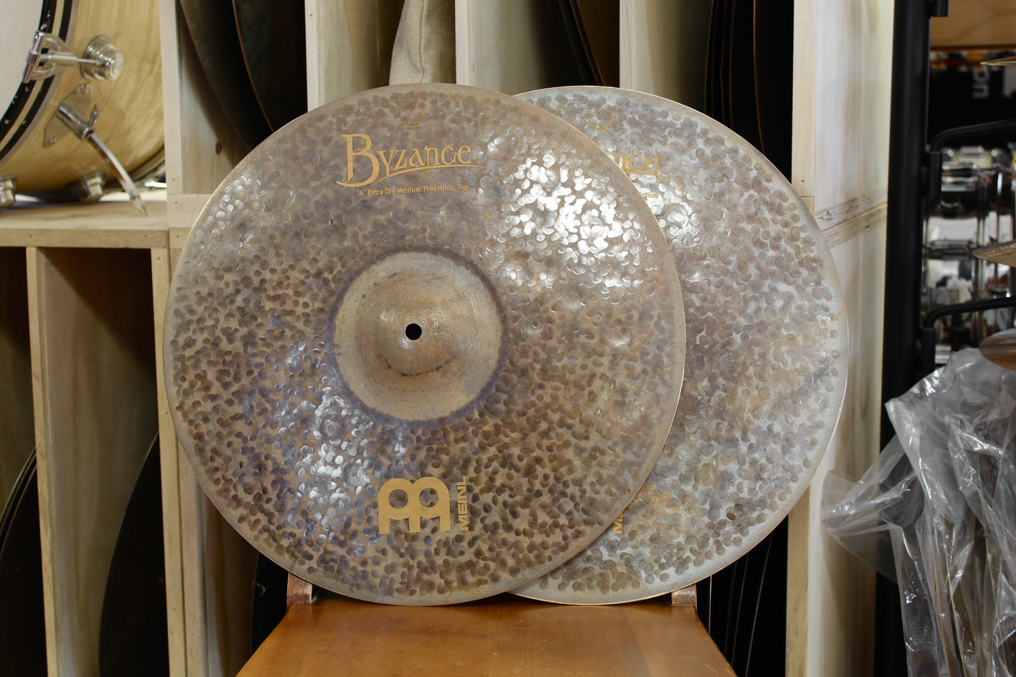 Meinl 16" Byzance Extra Dry Medium Thin Hi-Hats 1010/1496g