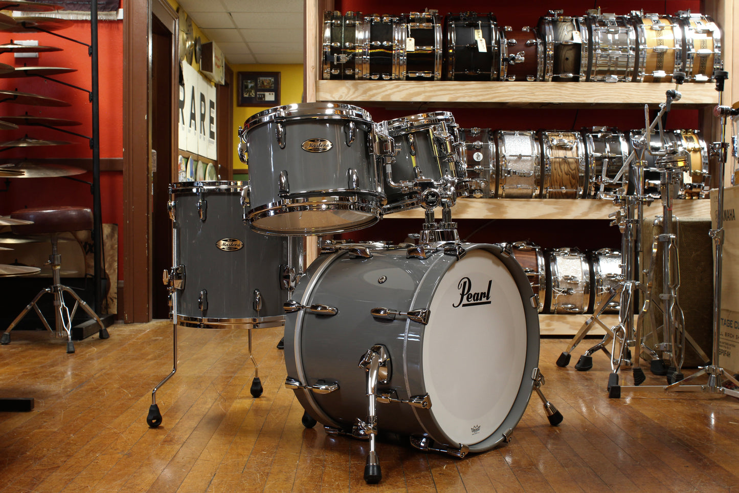 Pearl Masters Pure Maple Bop 14x18 14x14 9x12 8x10 Putty Grey