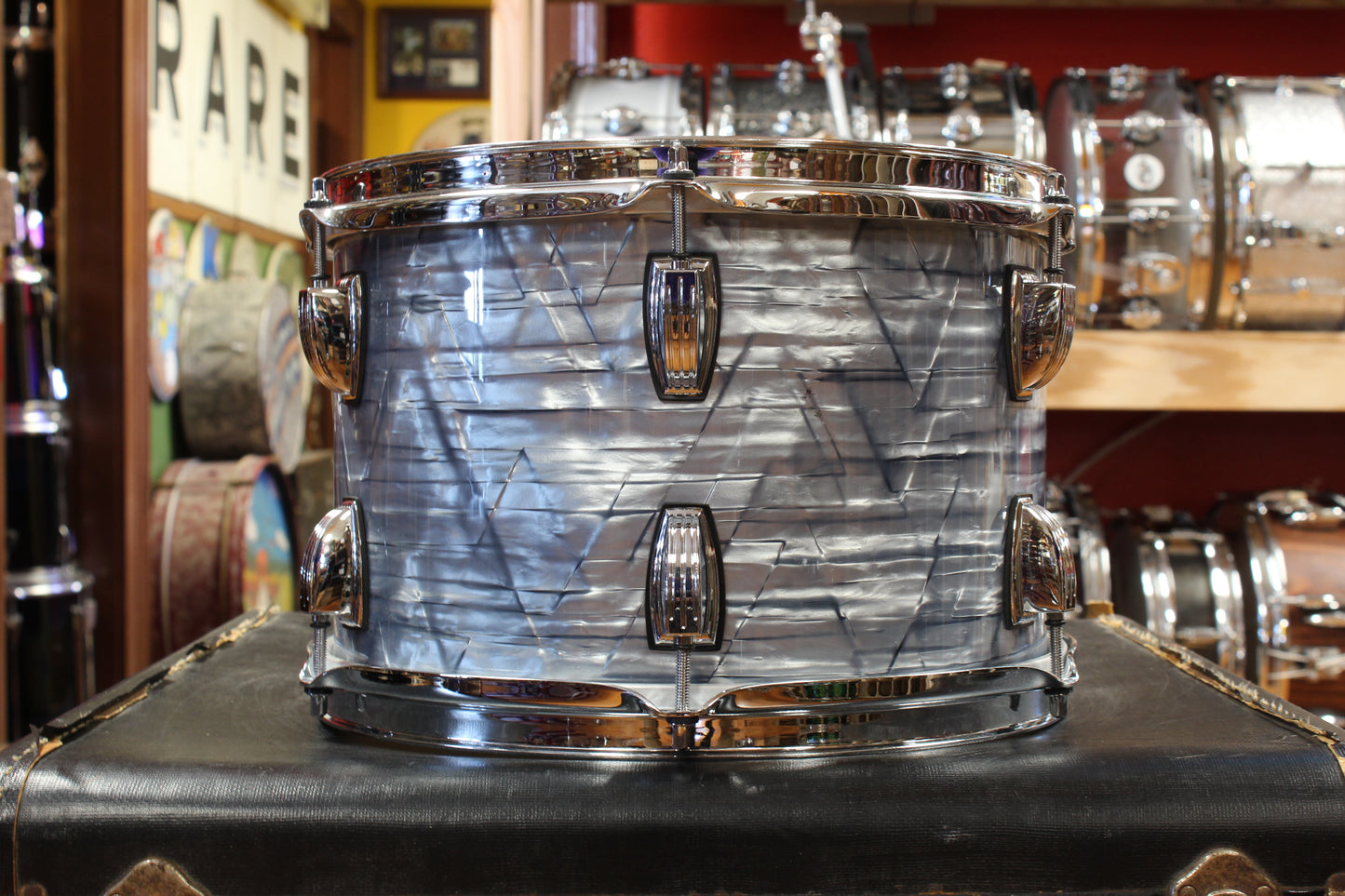 Ludwig Classic Maple Outfit in Sky Blue Pearl 14x20 8x12 14x14