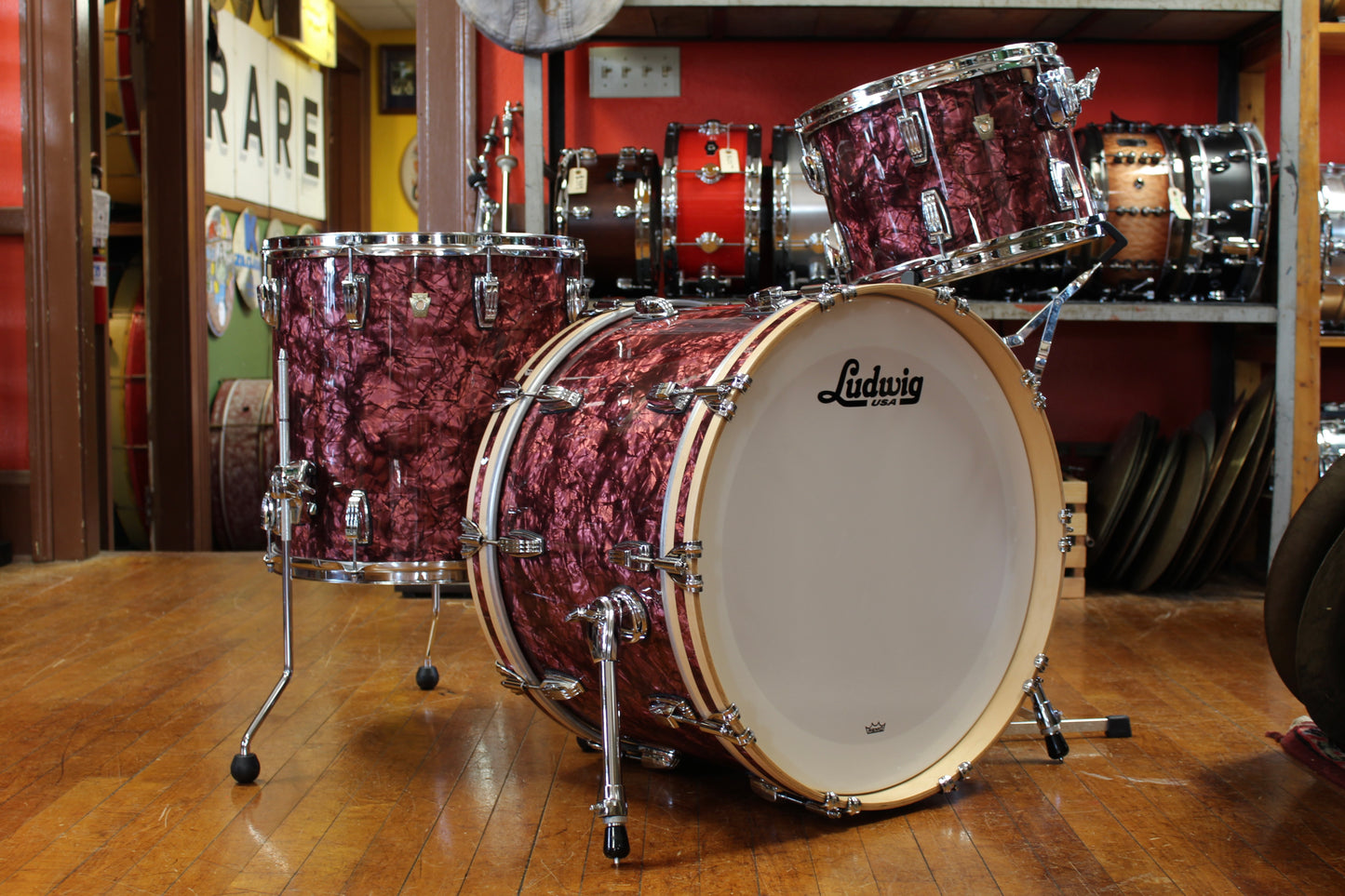 Ludwig Classic Maple Outfit in Burgundy Pearl 14x22 9x13 16x16