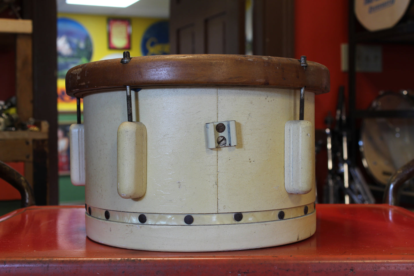 1940's Ludwig Victory 7"x11" Tom Tom in White (Natural Hoop)