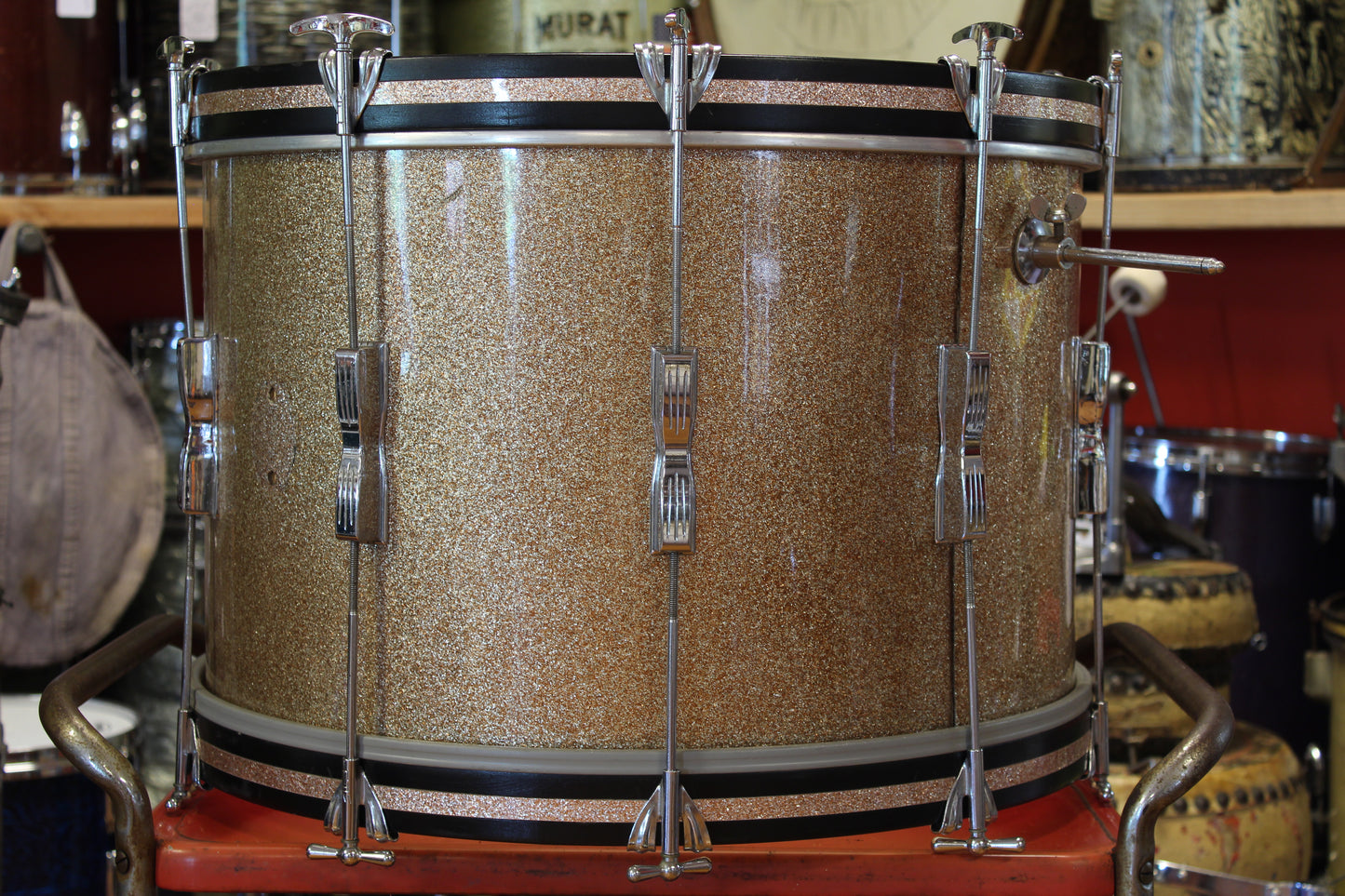 1960/70's Ludwig Super Classic style outfit in Champagne Sparkle 14x22 16x16 9x13