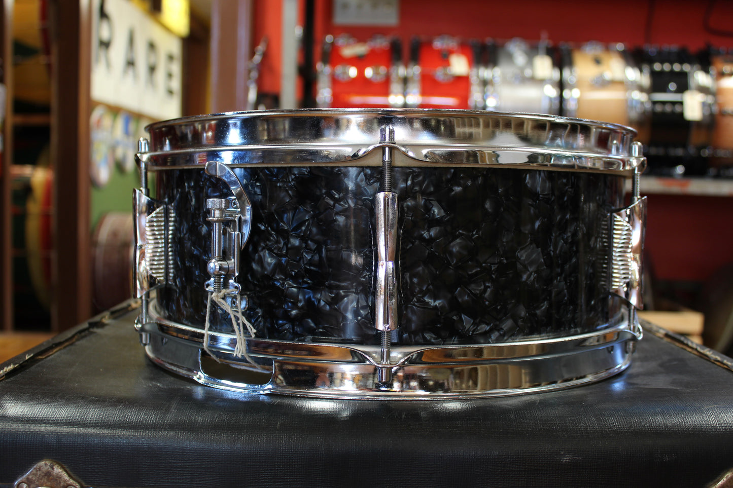 1960s Beverley 5x14 Snare Drum in Black Diamond Pearl