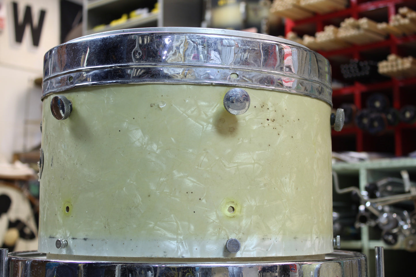 1950's Leedy & Ludwig 9"x13" Knob Tension Tom Tom in White Marine Pearl