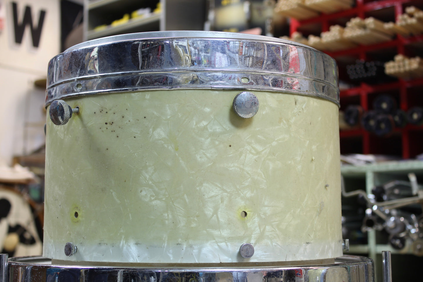 1950's Leedy & Ludwig 9"x13" Knob Tension Tom Tom in White Marine Pearl