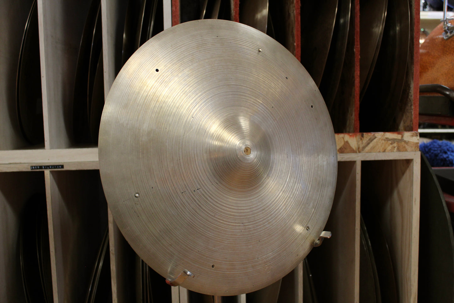1960s A. Zildjian 18" Sizzle Crash 1420g
