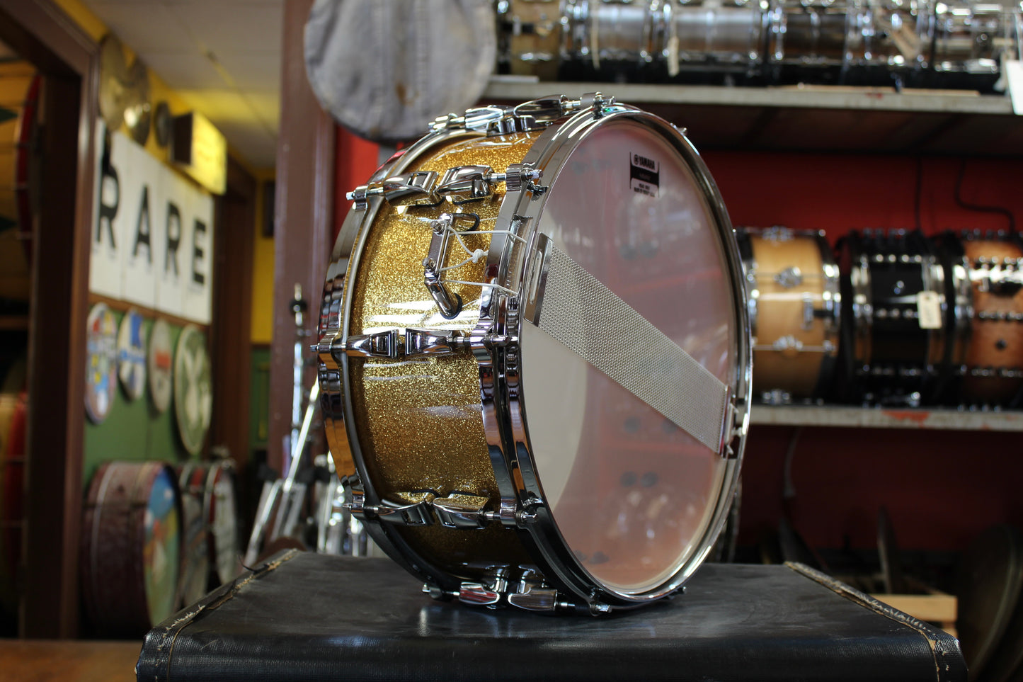 Yamaha 6x14 Absolute Hybrid Maple Snare Drum in Gold Champagne