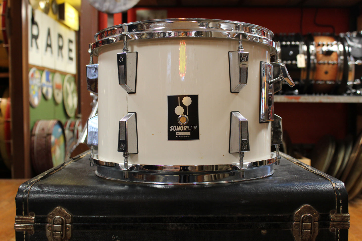 1980s Sonorlite 9x13 Tom in White Lacquer