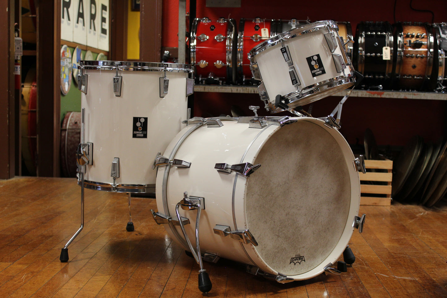 1980s Sonor Lite Outfit in White Lacquer 15x18 16x15 8x12