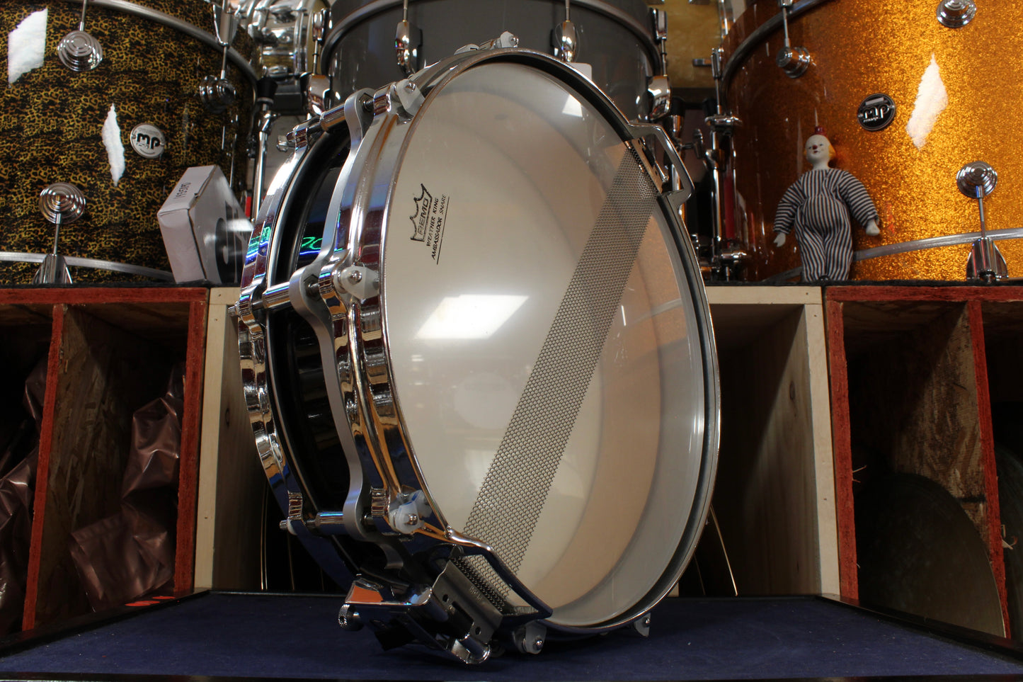 Montineri Custom Drums 3.5x14 Free Floating Snare Drum in Black Lacquer
