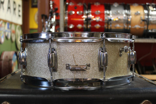 1968 Ludwig Standard Snare Drum 5.5"x14" in Silver Mist