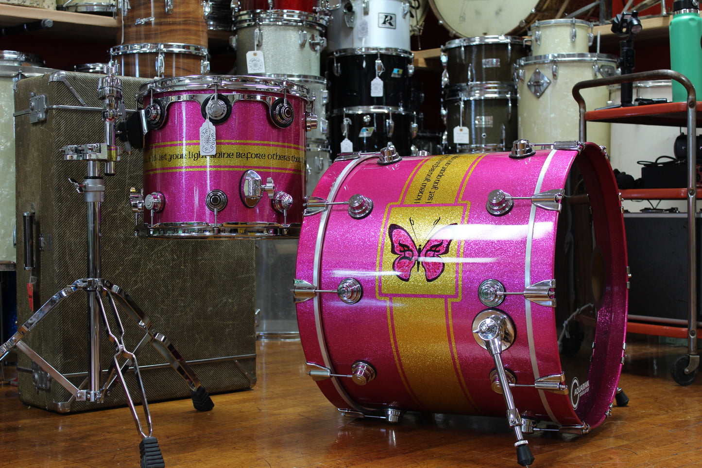 2000s DW Collectors Exotic VLX in Pink Glitter / Bible Verse