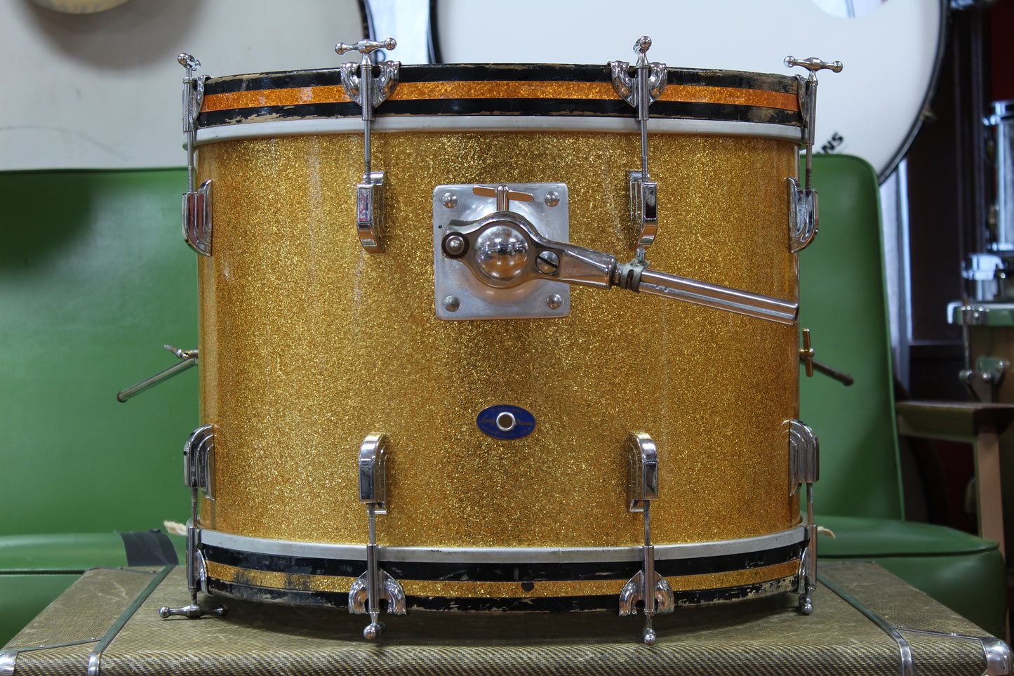 1960s Leedy Frank Capp outfit in Sparkling Gold Pearl 14x20 14x14 8x12