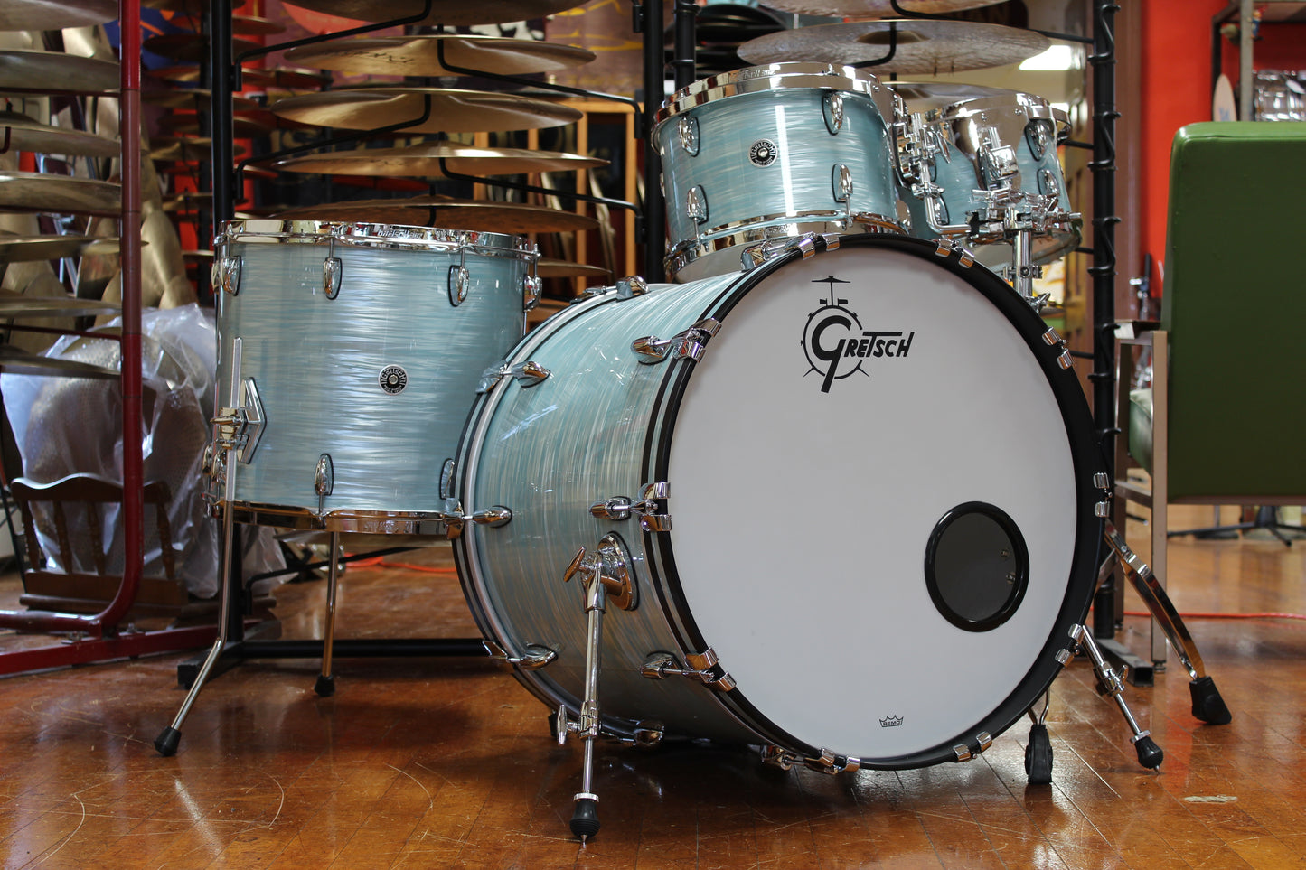 2023 Gretsch Brooklyn Euro outfit in Vintage Oyster White 18x22 14x16 8x12 7x10