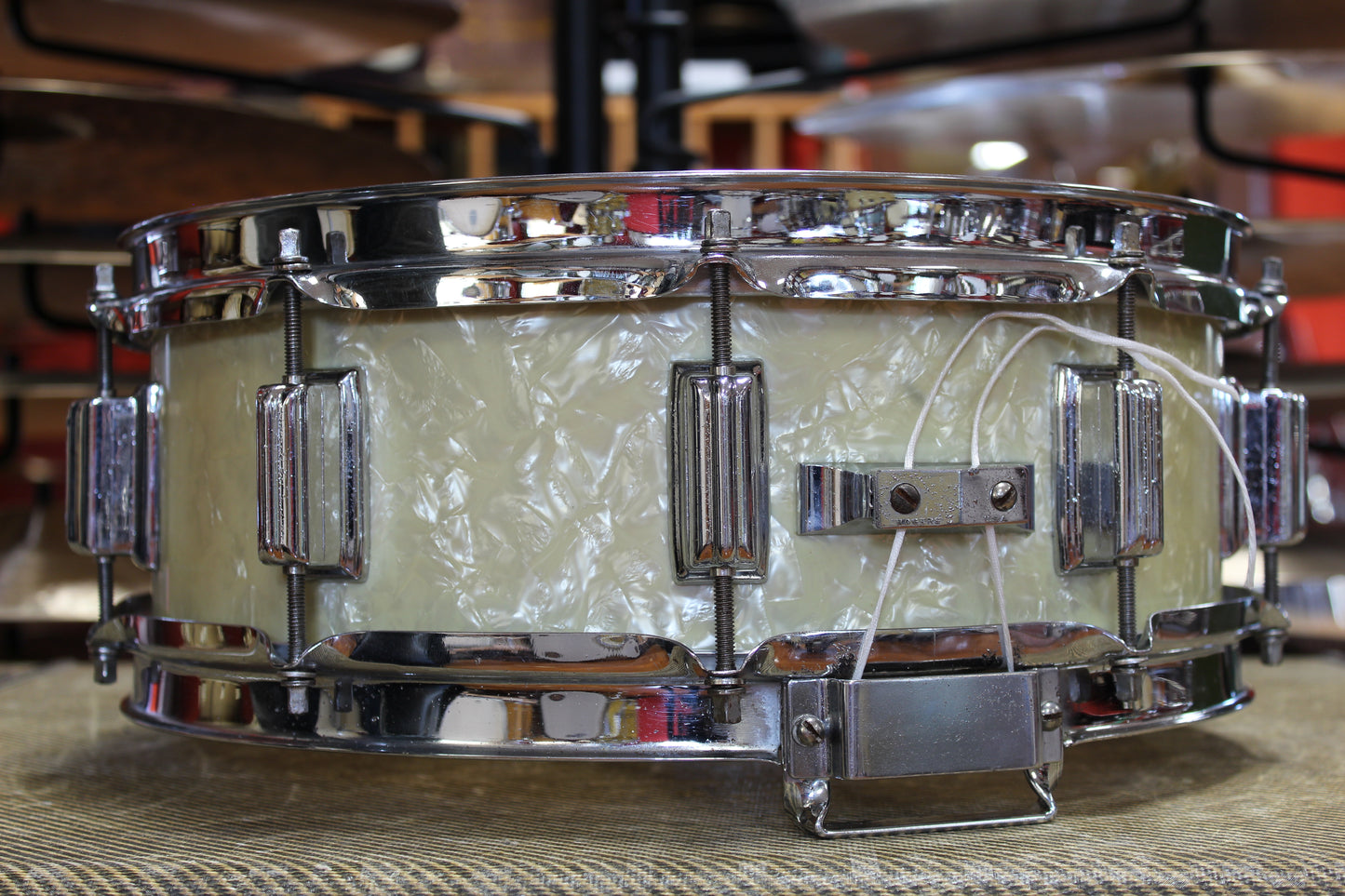 1960s Rogers Dynasonic Snare Drum 5"x14" in White Marine Pearl