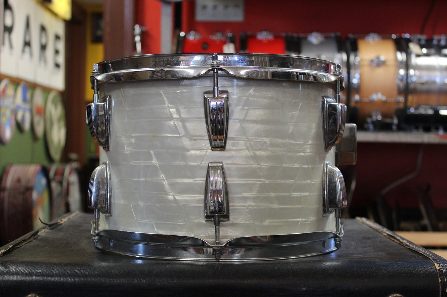 1970s Ludwig Big Beat Outfit in White Marine Pearl 14x22 8x12 9x13 16x16
