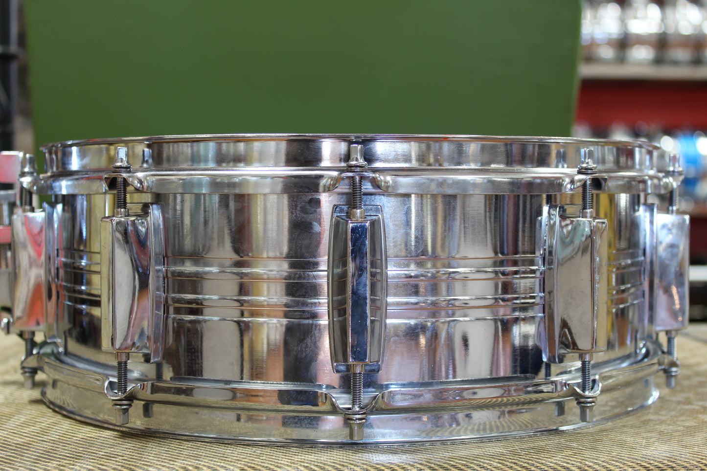 1970s Yamaha SD650MG Snare Drum 5.5"x14" Chrome over Steel