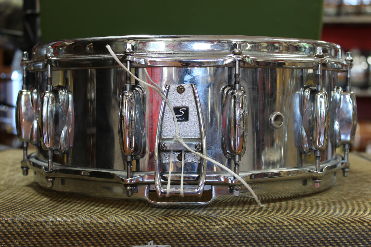 1970s Slingerland Spitfire Snare Drum 5.5"x14" Chrome over Wood
