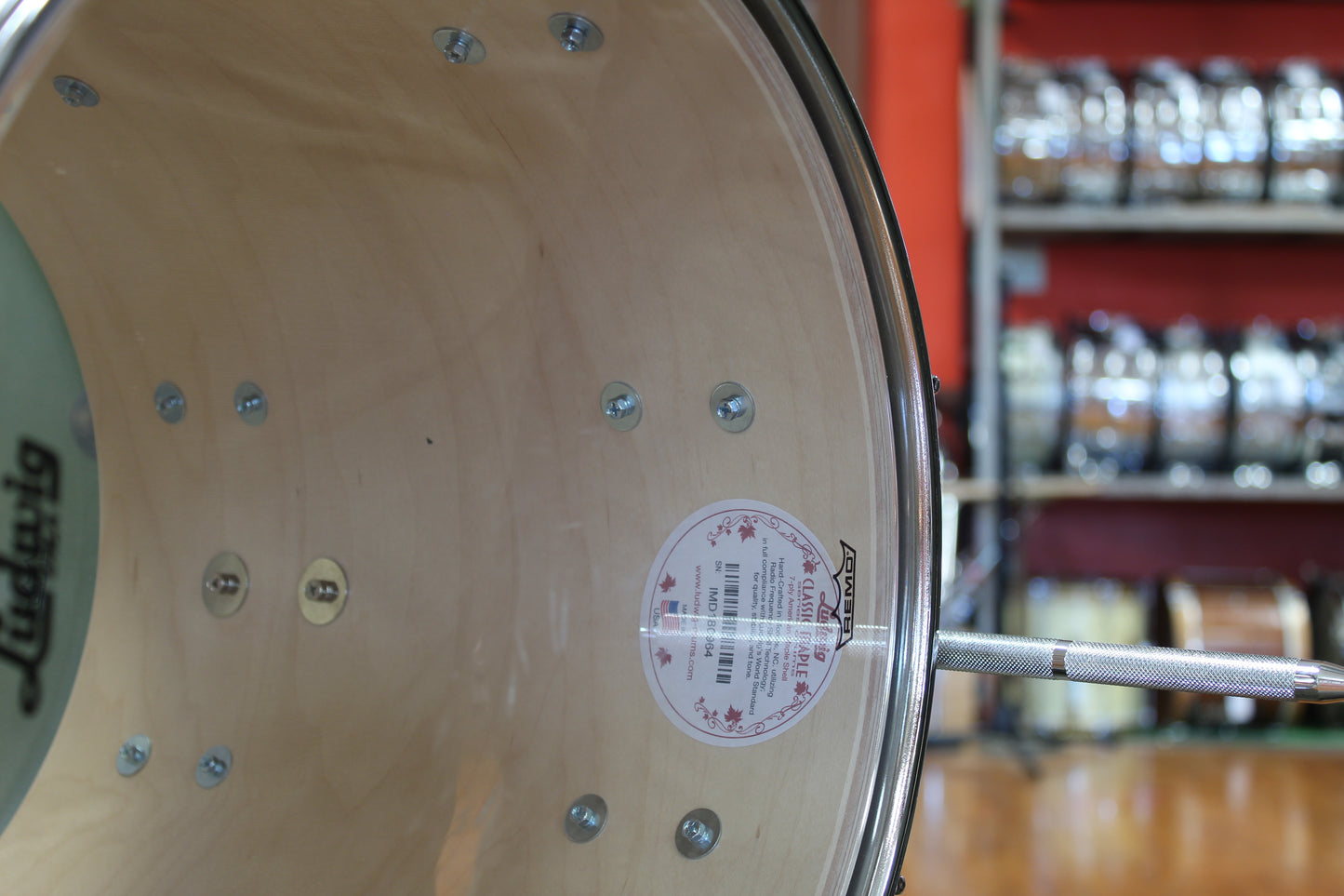 2023 Ludwig Classic Maple 14x14 Floor Tom in Lemon Oyster
