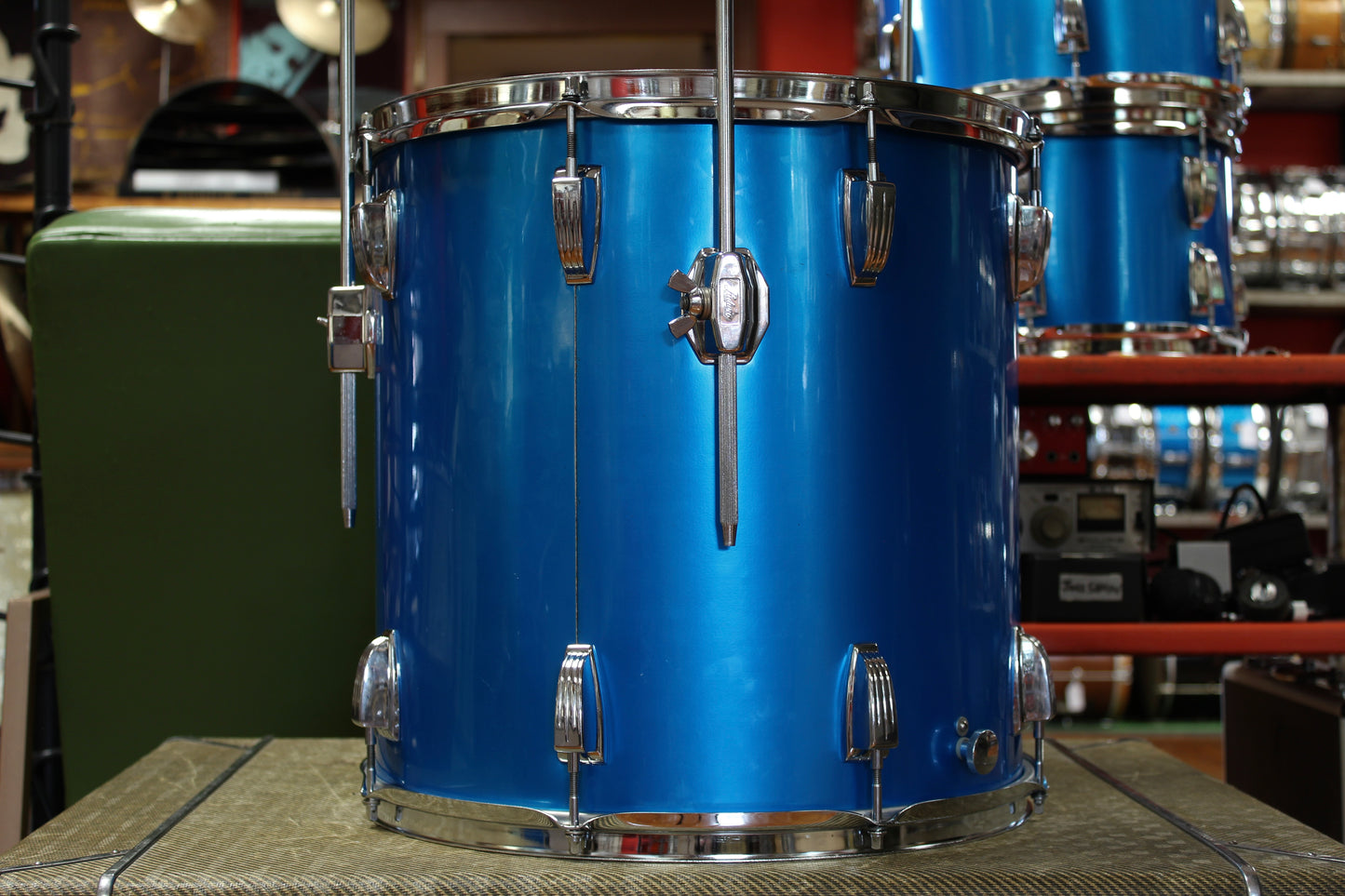 1970s Ludwig Hollywood outfit in Blue Silk 14x22 16x16 9x13 8x12