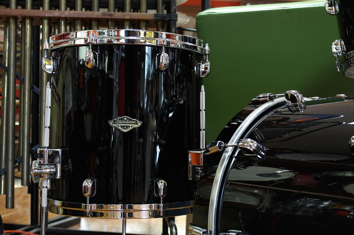 Tama Starclassic Walnut/Birch Kit in Piano Black Lacquer 14x20 14x14 8x12
