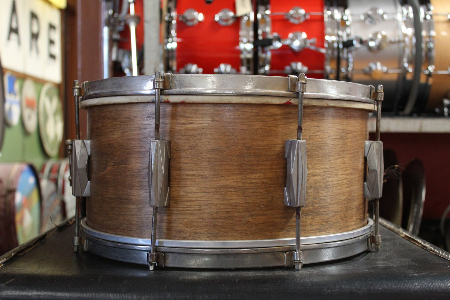 1930s Gretsch 7x14 Broadkaster Snare Drum in Walnut