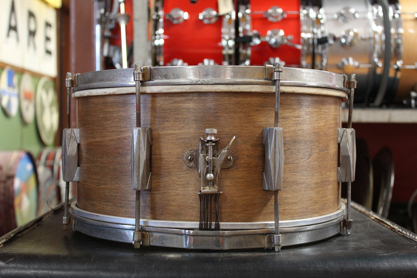 1930s Gretsch 7x14 Broadkaster Snare Drum in Walnut