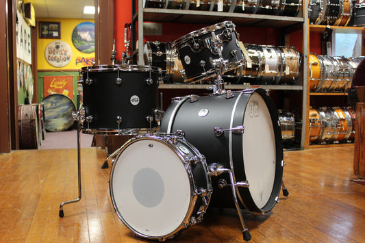 DW Design Series Frequent Flyer Outfit in Black Satin 12x20 8x12 11x14 5x14