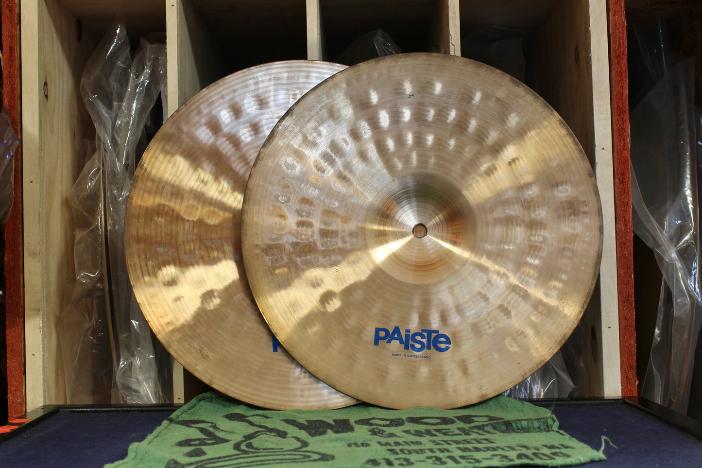 1980s Paiste 14" 2000 Medium Hi-Hats 788/1043g