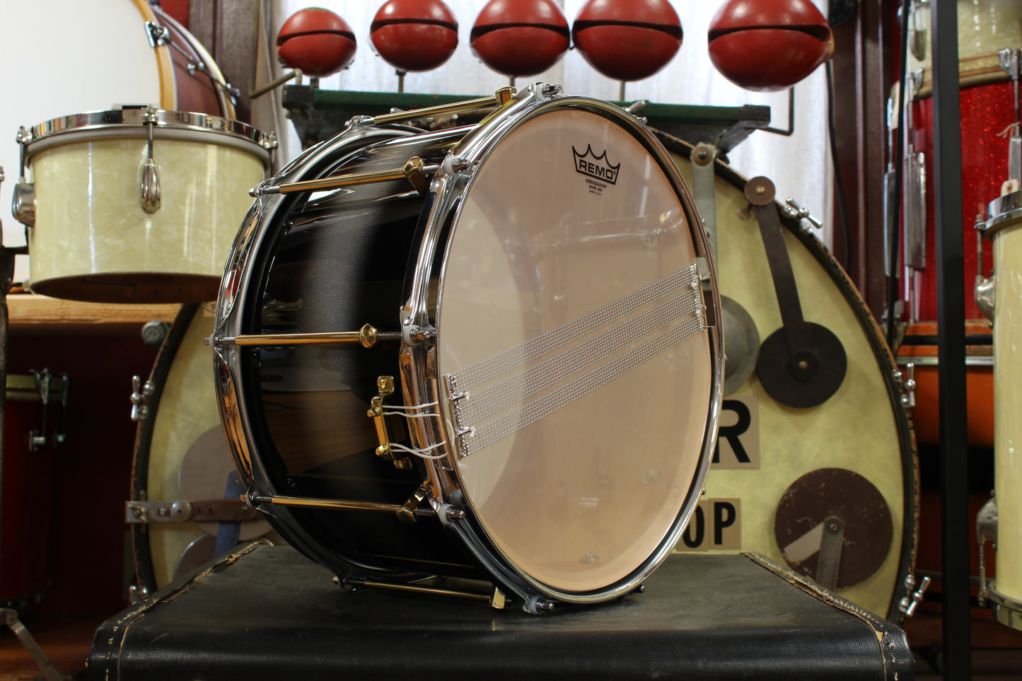 Noble and Cooley 8x14 SS Maple Snare Drum in Black and Silver Duco