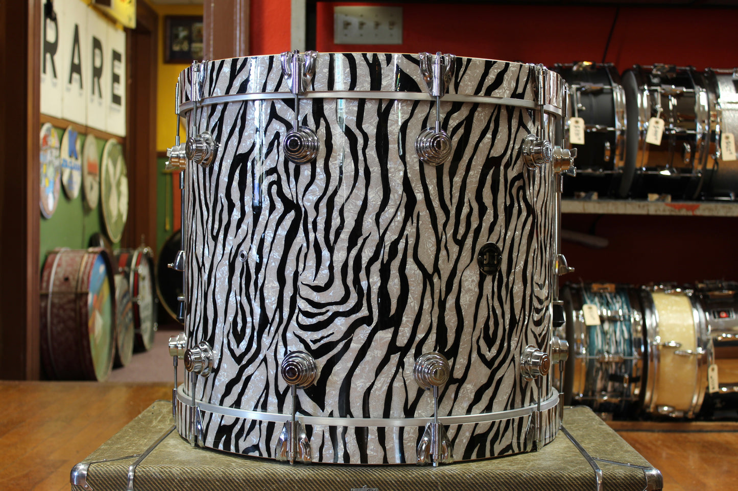 1998 DW Collectors Series Outfit in Zebra Marine Pearl 18x22 13x16 11x14 9x12 8x10