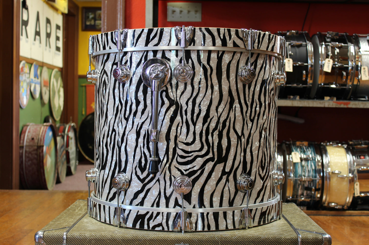 1998 DW Collectors Series Outfit in Zebra Marine Pearl 18x22 13x16 11x14 9x12 8x10
