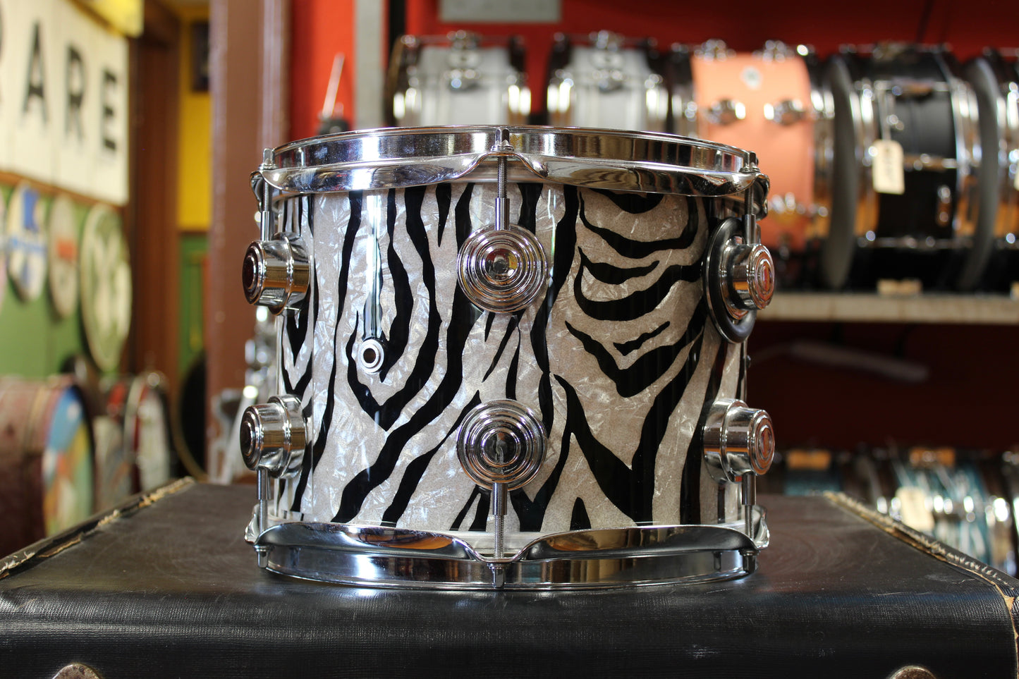 1998 DW Collectors Series Outfit in Zebra Marine Pearl 18x22 13x16 11x14 9x12 8x10
