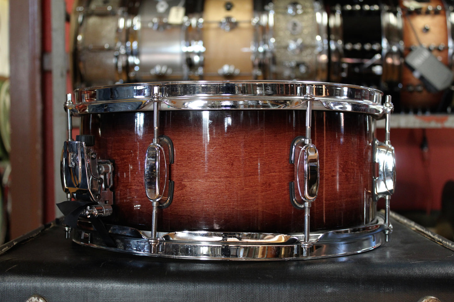 Tama 6x14 Superstar Classic Snare Drum in Dark Cherry Fade