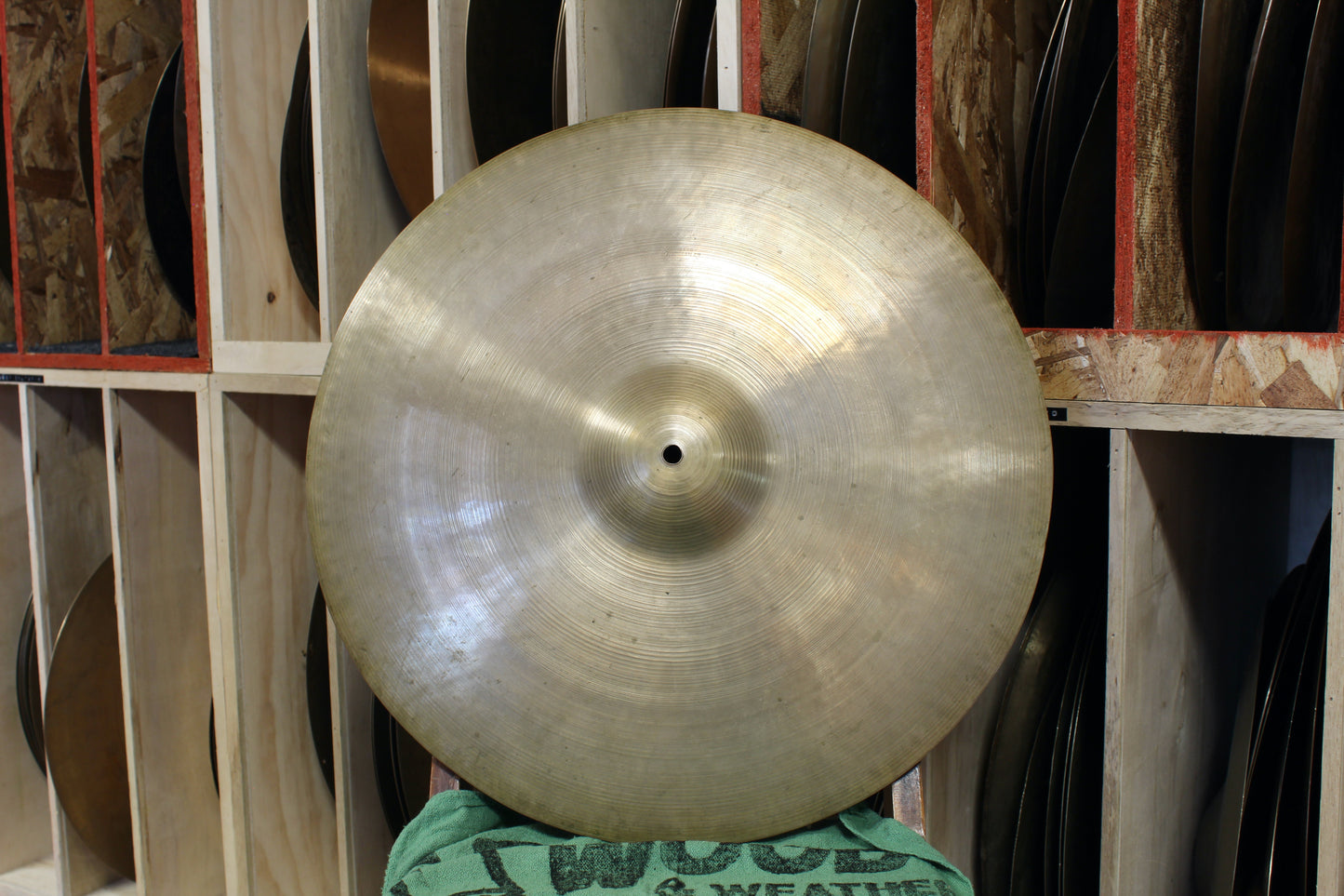 1940-50s A. Zildjian 19" Transition Stamp Crash 1253g