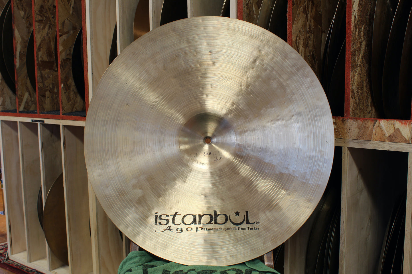Istanbul Agop 22" Traditional Medium Ride 3165g - Used