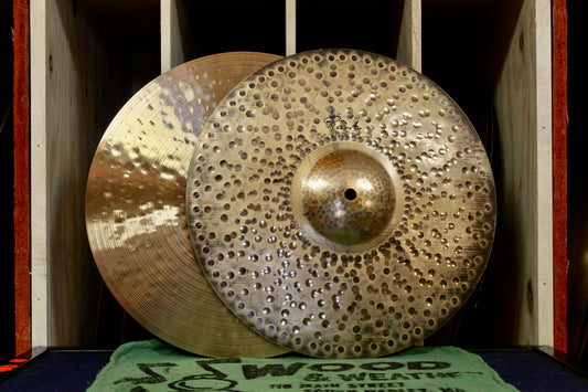 Paiste 14" Signature Traditionals Medium-Light Hi-Hats 931/1203g