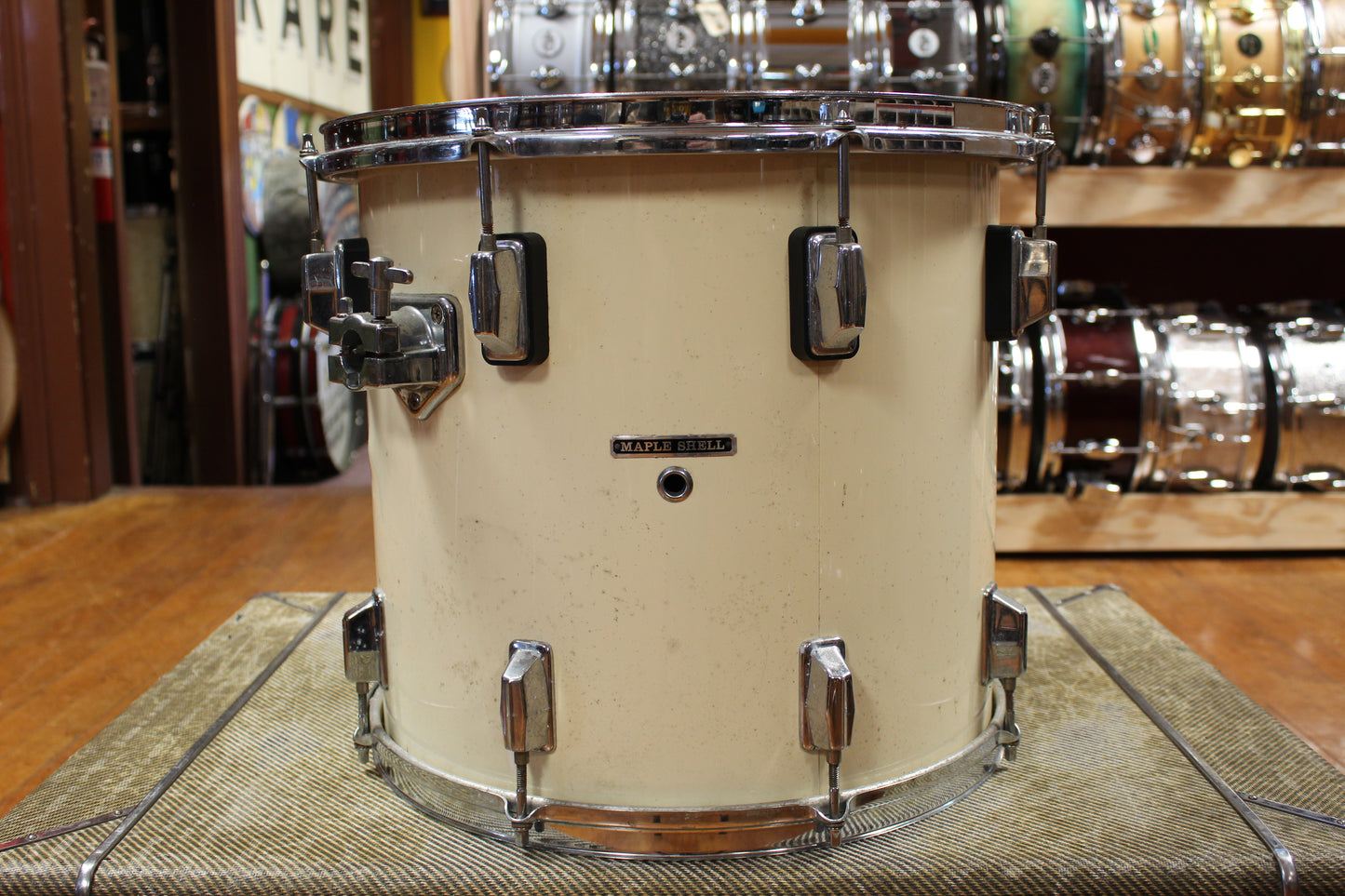 1990s Pearl 14x15 Extender Series Tom in Snow White