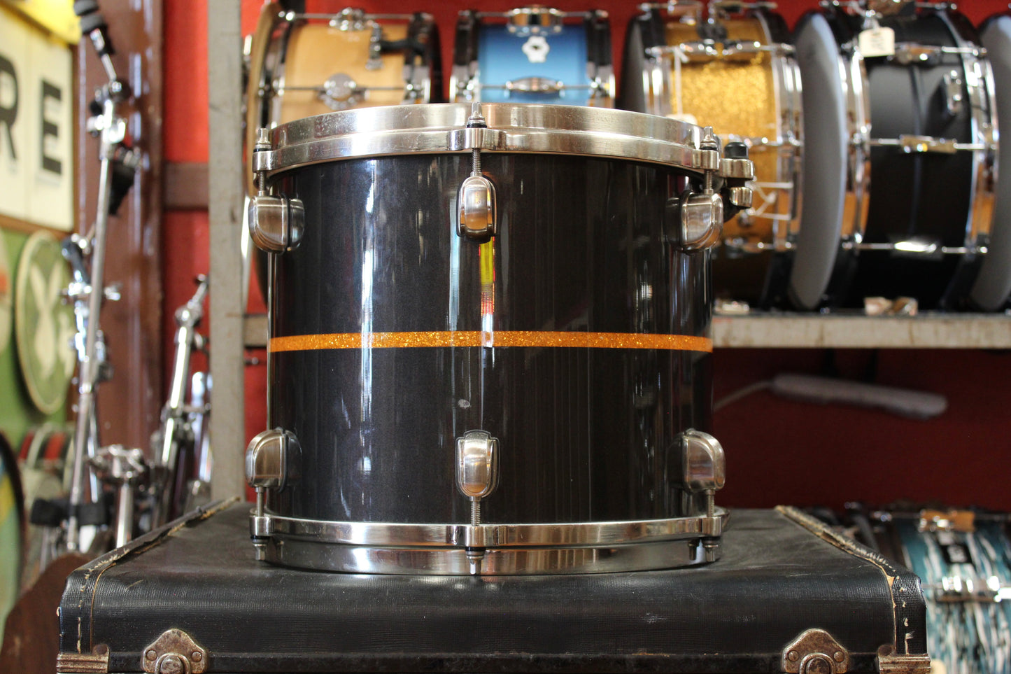 Tama Starclassic Bubinga Elite Outfit in Black Metallic with Gold Inlay 18x22 16x16 12x14 10x12 9x10