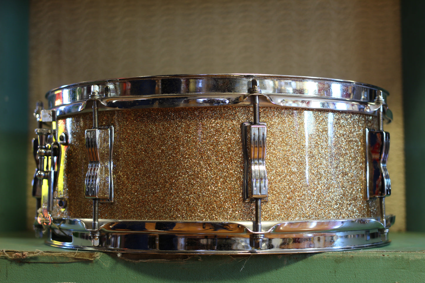 1964 Ludwig Jazz Festival 5"x14" in Champagne Sparkle