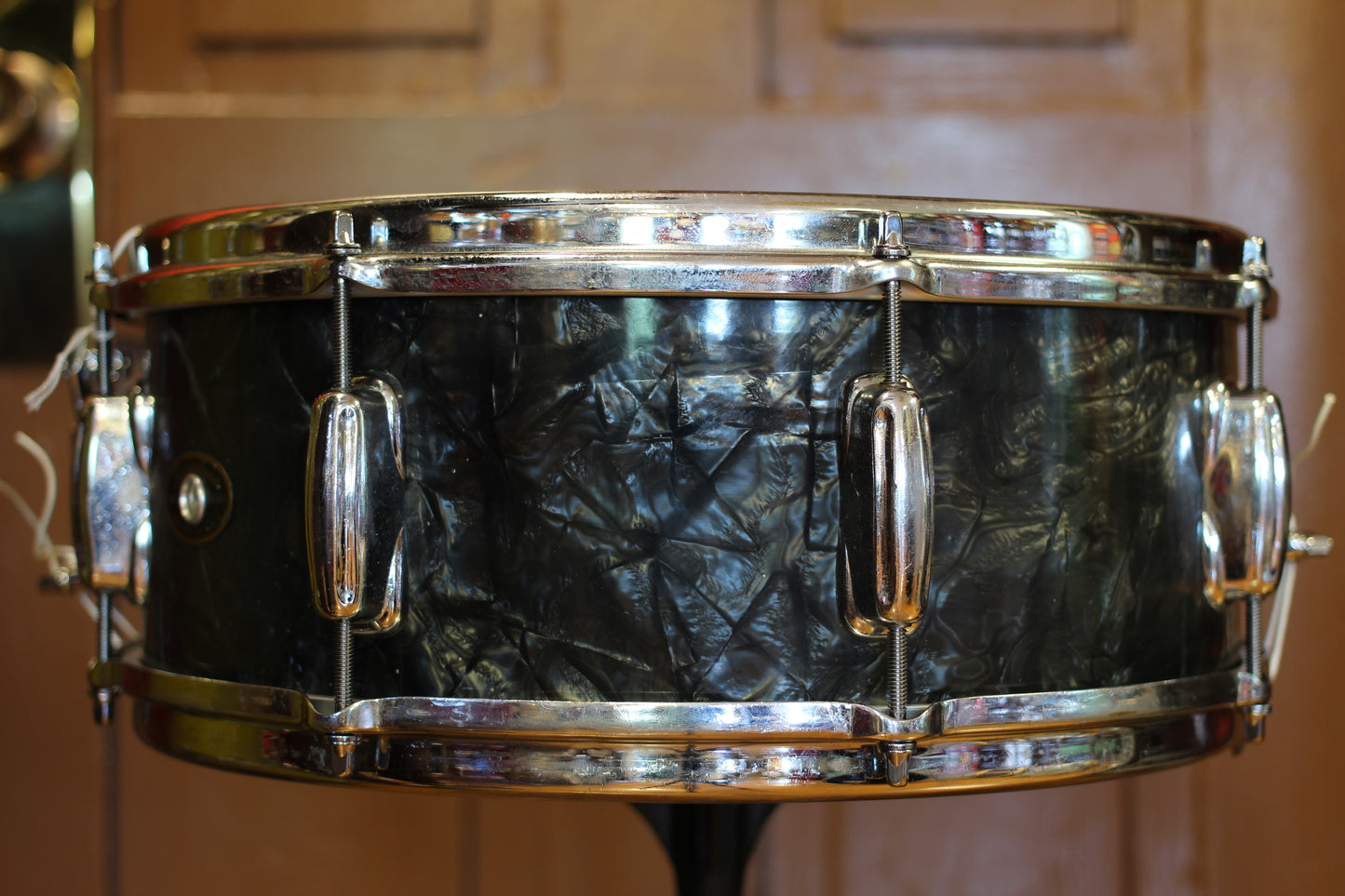1960's Slingerland Radioking 5.5"x14" Solid Shell Snare Drum in Black Diamond Pearl