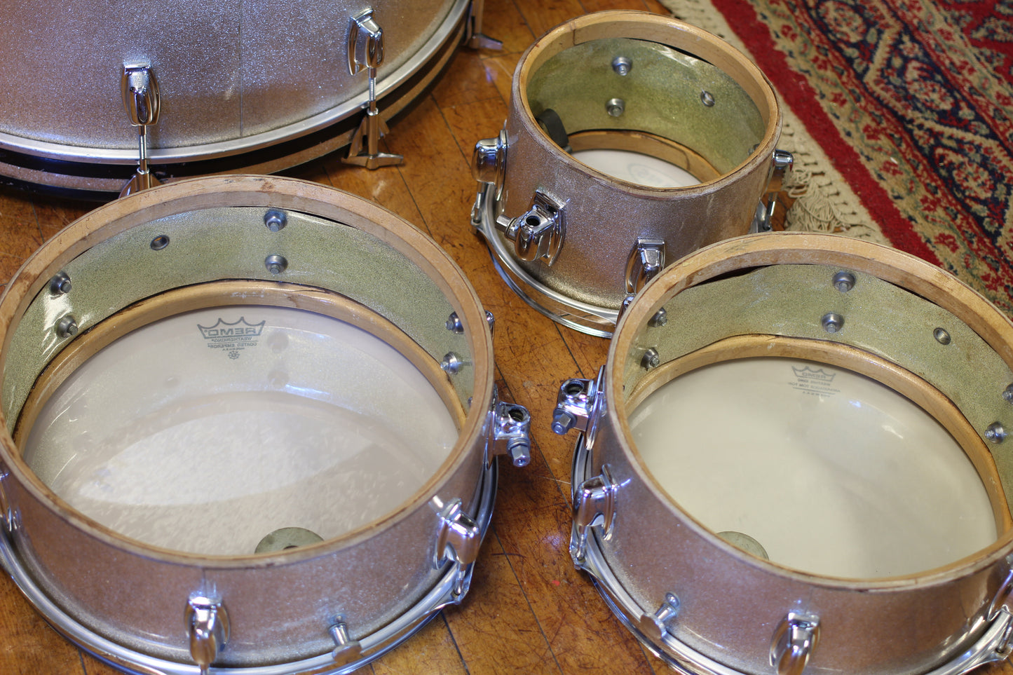 1970's Ludwig Standard 'Single Six' in Silver Mist
