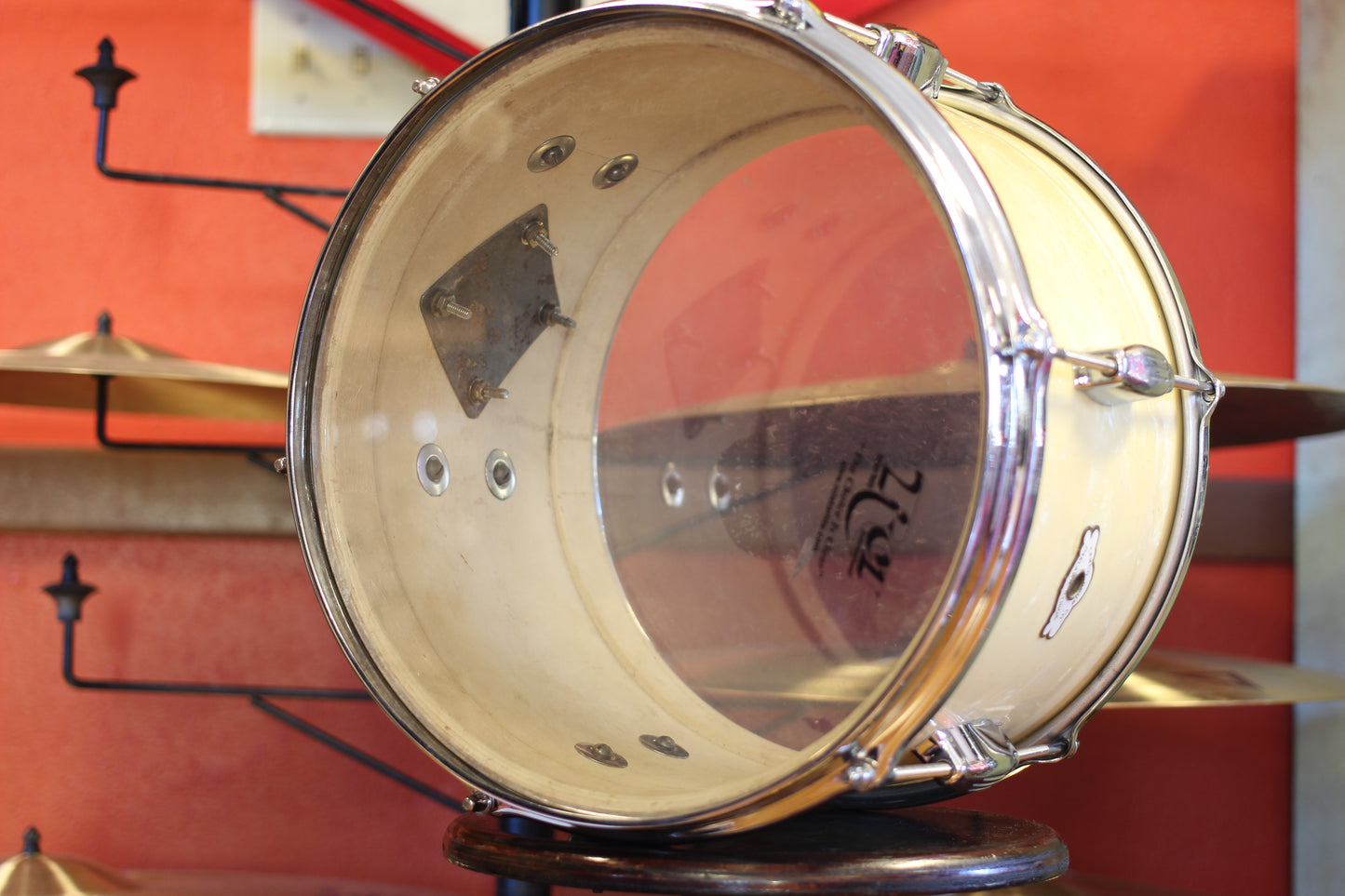 1960's Camco 8"x12" Tuxedo Tom Tom in White Marine Pearl