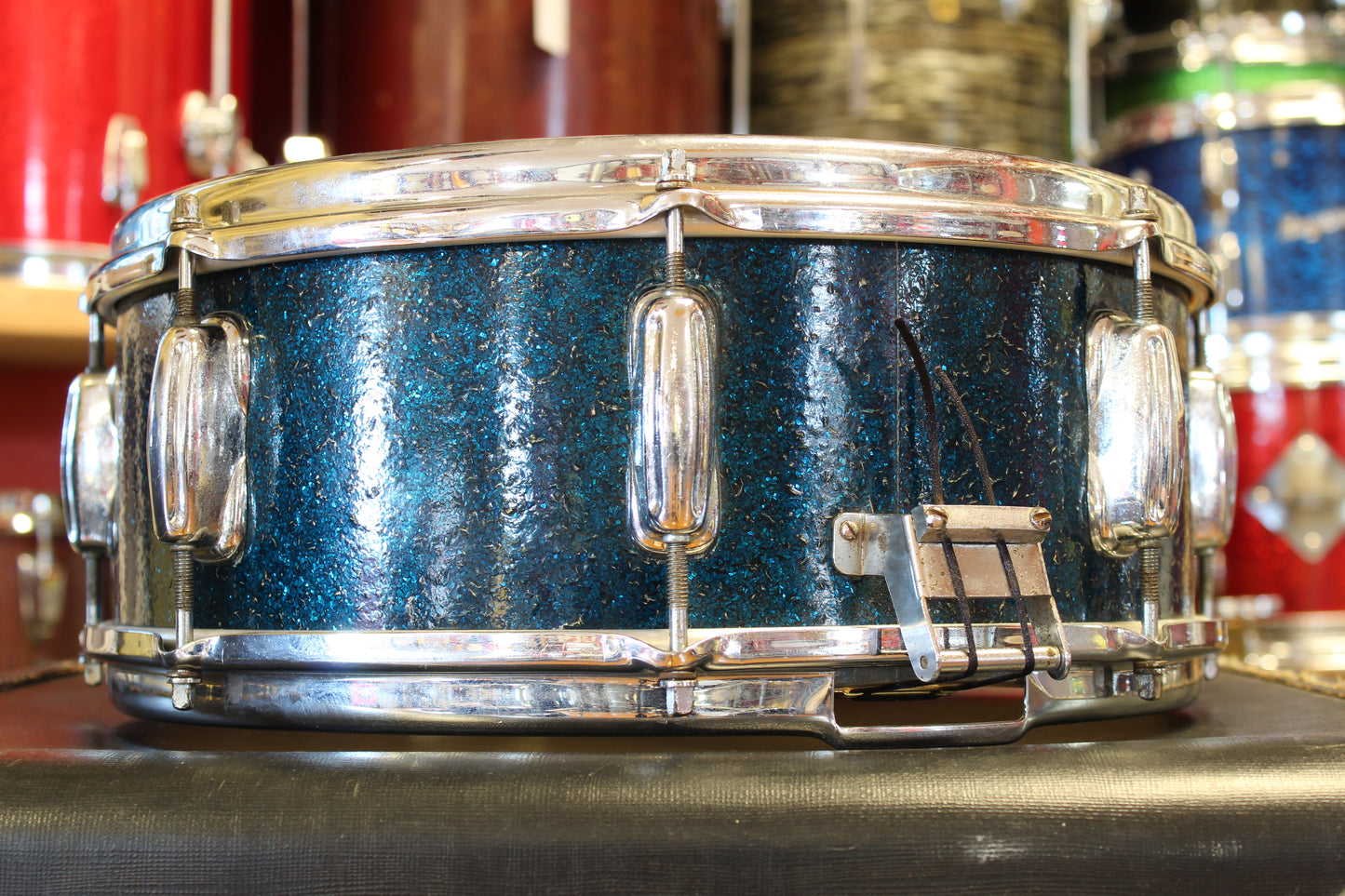 1965 Slingerland 5.5"x14" Artist model Snare Drum in Sparkling Blue Pearl